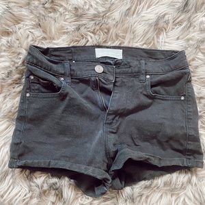 BLACK DENIM SHORTS
